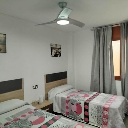 Apartamento Primera Linea De Mar En Ebrehogar Амполья Экстерьер фото