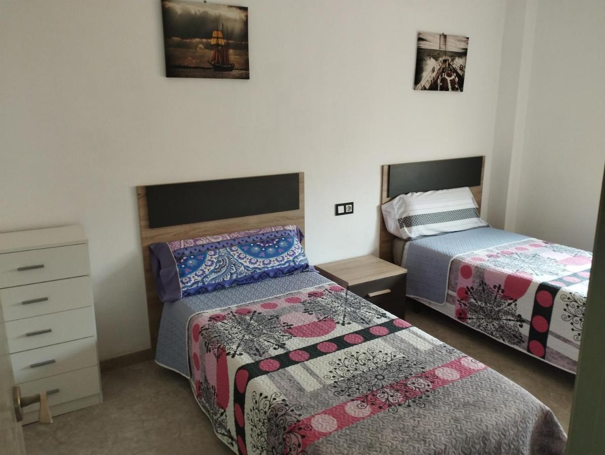 Apartamento Primera Linea De Mar En Ebrehogar Амполья Экстерьер фото