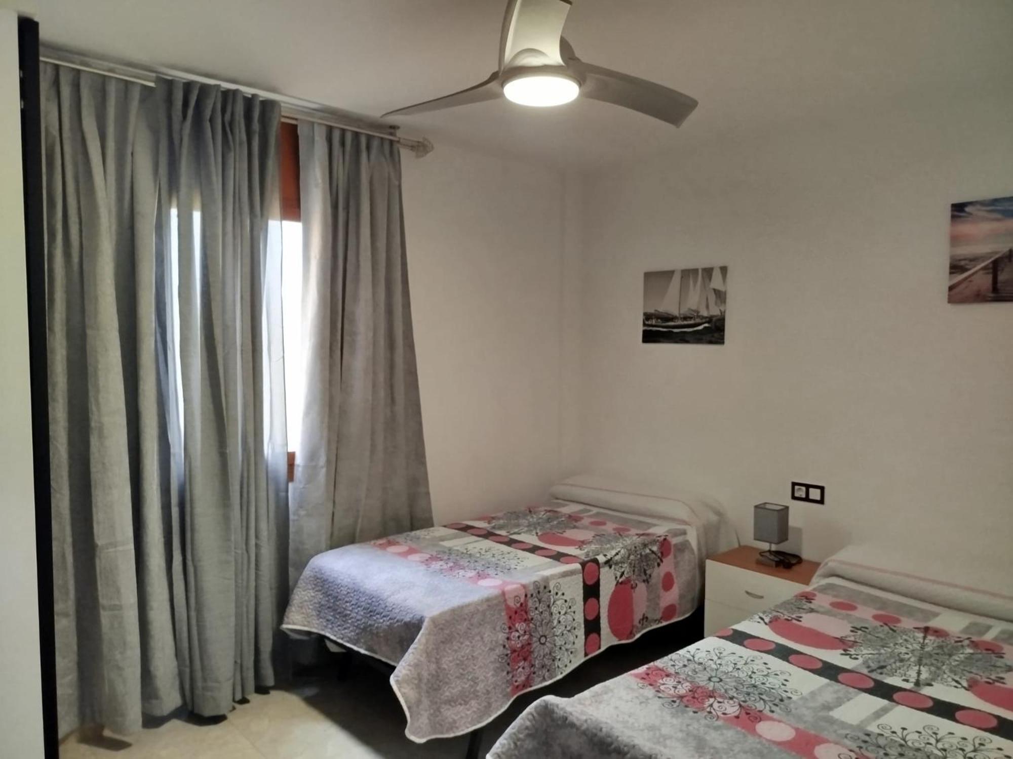 Apartamento Primera Linea De Mar En Ebrehogar Амполья Экстерьер фото
